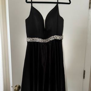 Black dress size 12